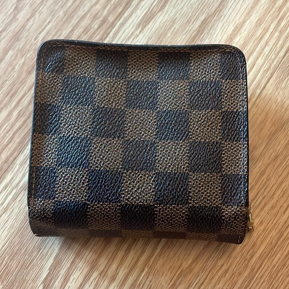 Louis Vuitton damier ebene compact wallet - Picture 2 of 10